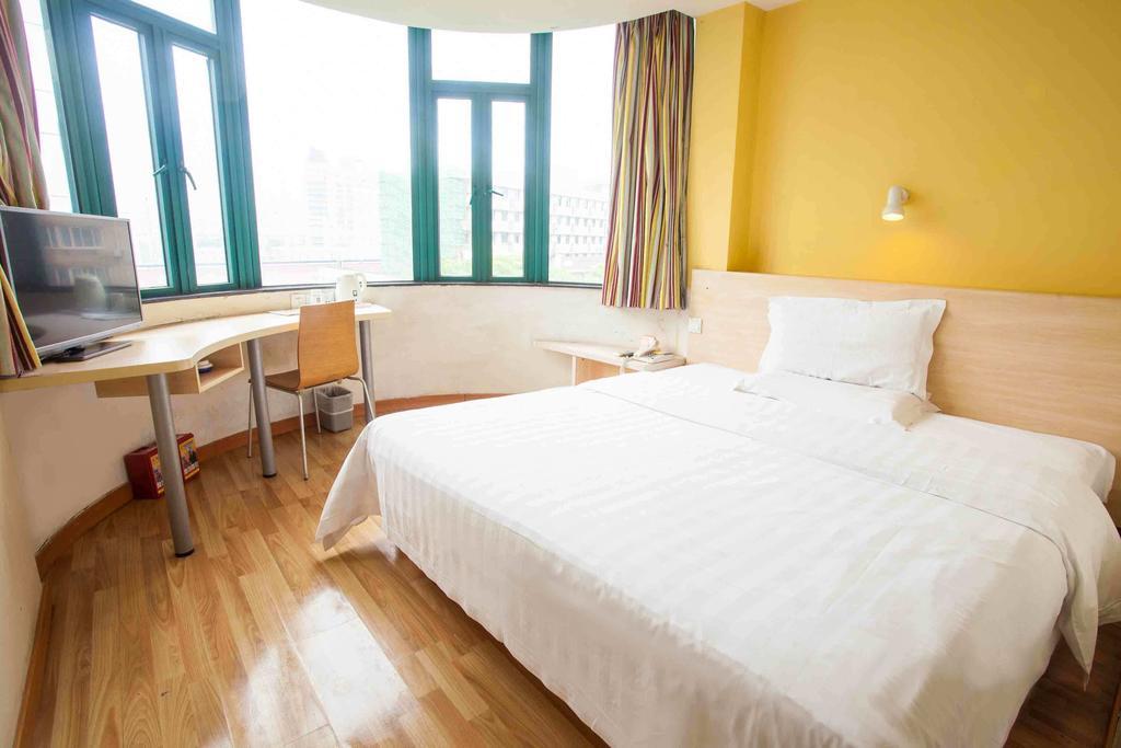7Days Inn Shenzhen Da Fen You Hua Cun Quarto foto